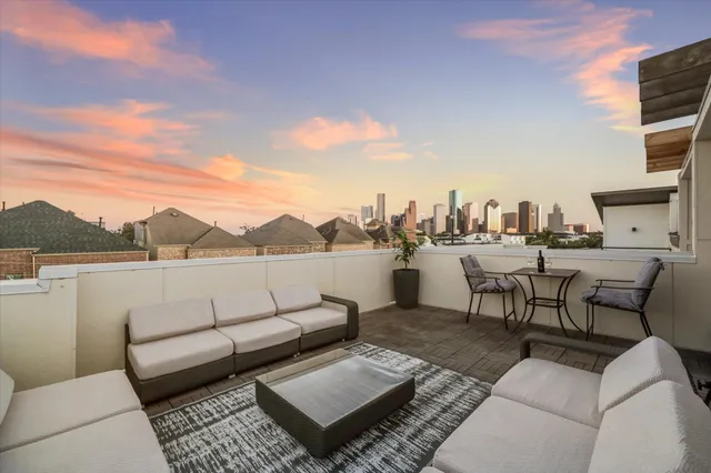 $629,000 | 1717 Silver Street, Houston, TX 77007