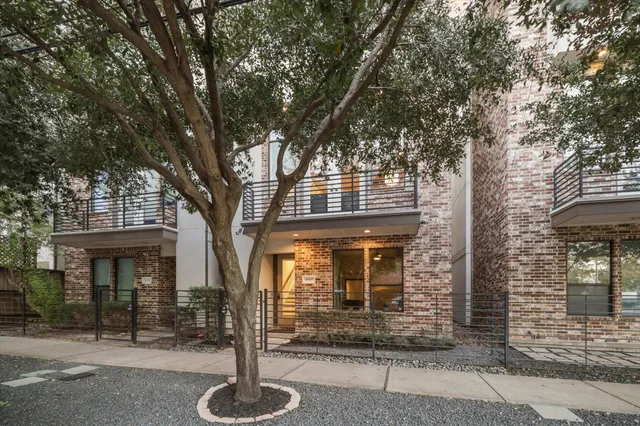 $629,000 | 1717 Silver Street, Houston, TX 77007