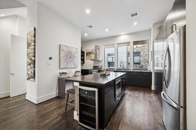 $629,000 | 1717 Silver Street, Houston, TX 77007