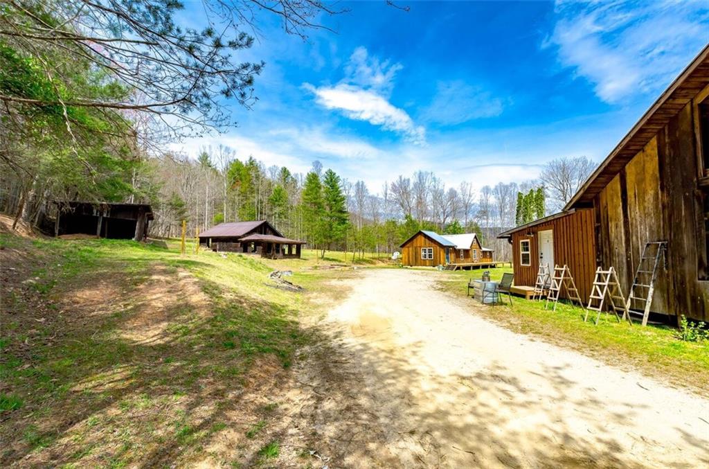 6149 Laytown Road Lenoir, NC 28645 - Photo 21 of 33 Gallery Image 21