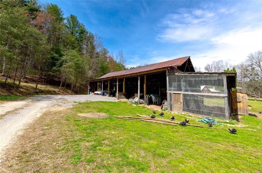 6149 Laytown Road Lenoir, NC 28645 - Photo 22 of 33 Gallery Image 22