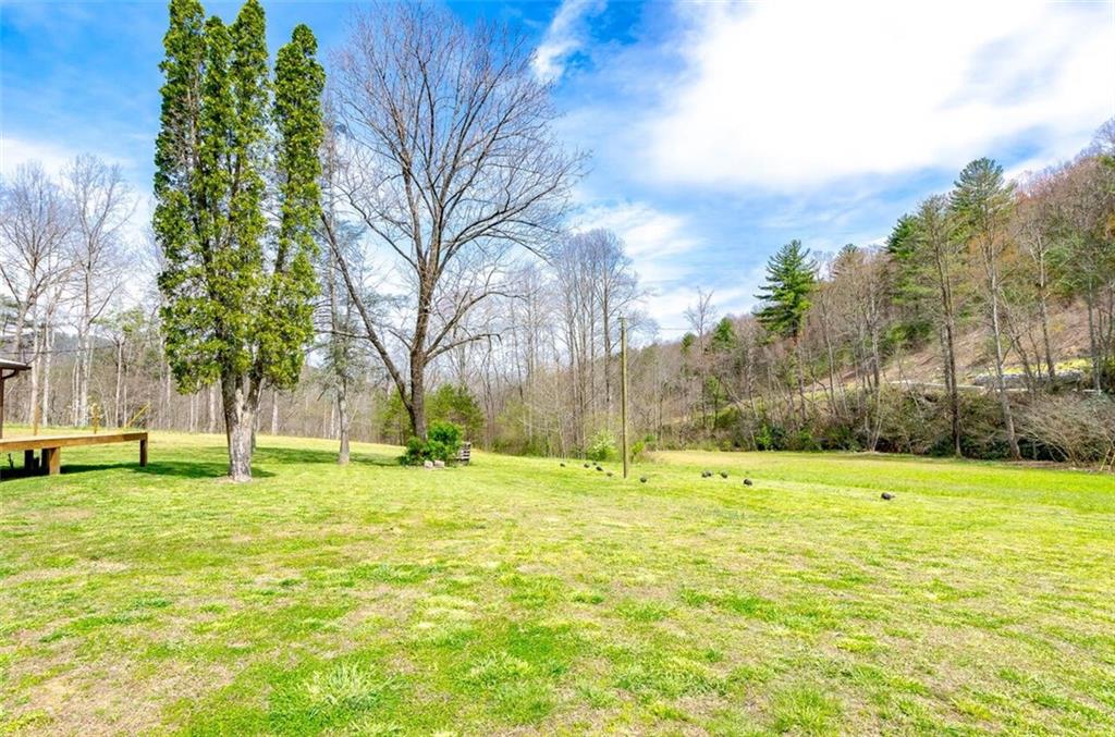 6149 Laytown Road Lenoir, NC 28645 - Photo 24 of 33 Gallery Image 24