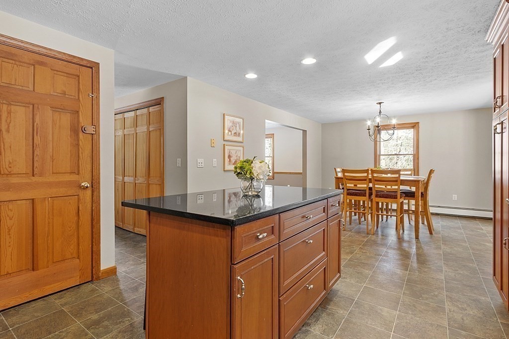 7 Mossman Road Westminster, MA 01473 - Photo 6 of 39 Gallery Image 6