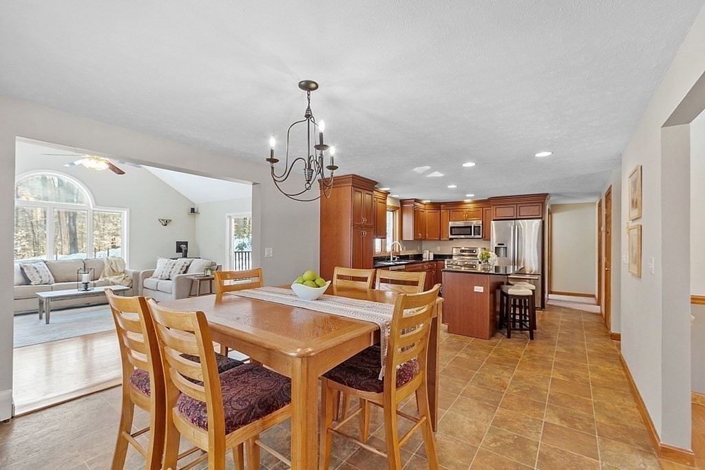7 Mossman Road Westminster, MA 01473 - Photo 8 of 39 Gallery Image 8