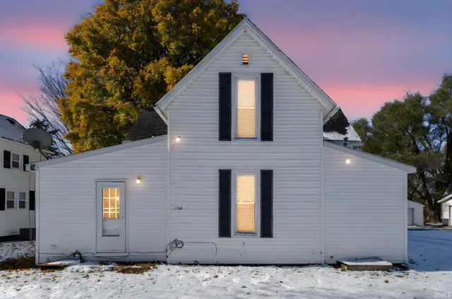 $174,900 | 308 North Center Street, Boswell, IN 47921