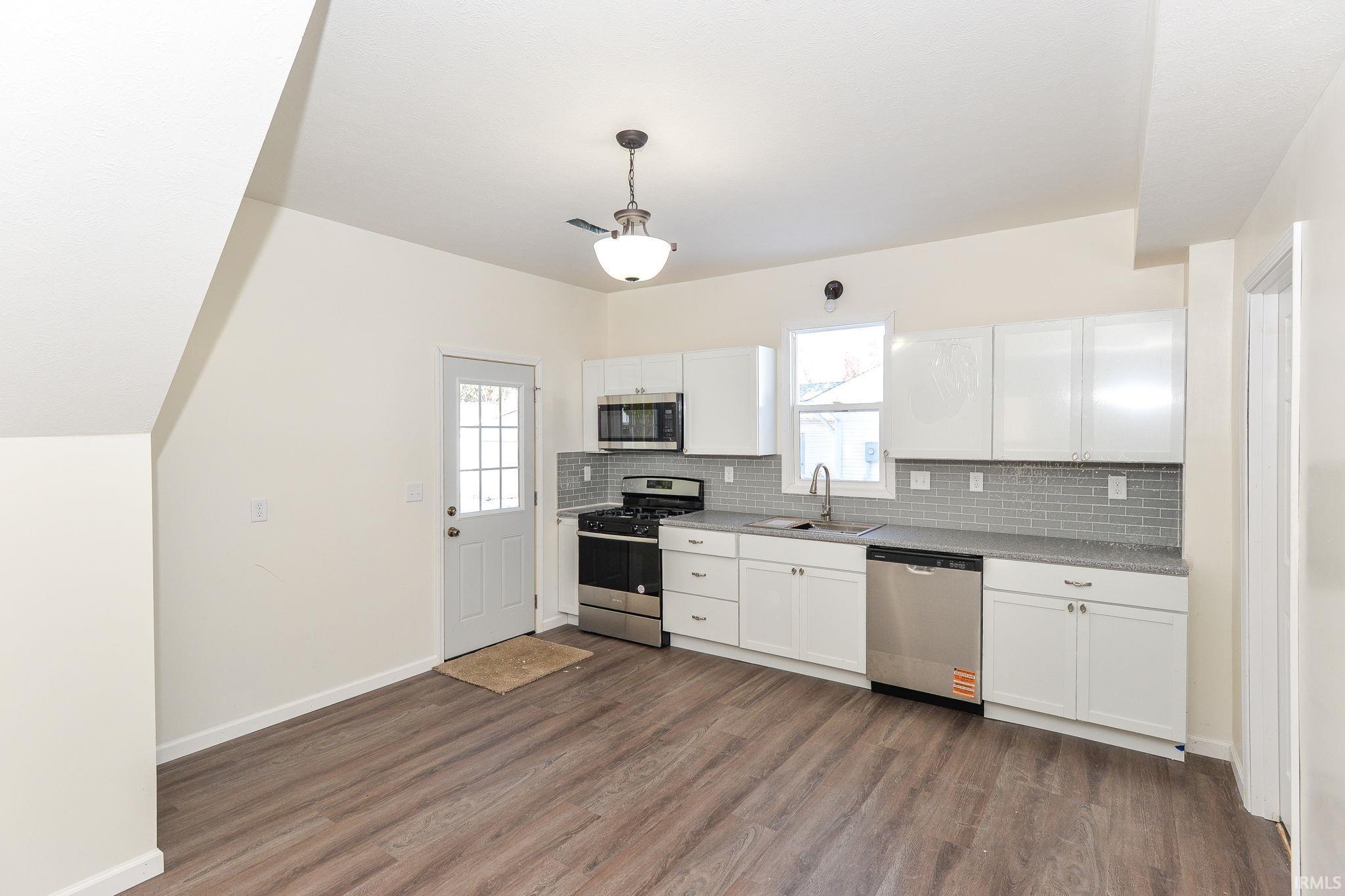 308 North Center Street Boswell, IN 47921 - Photo 27 of 36