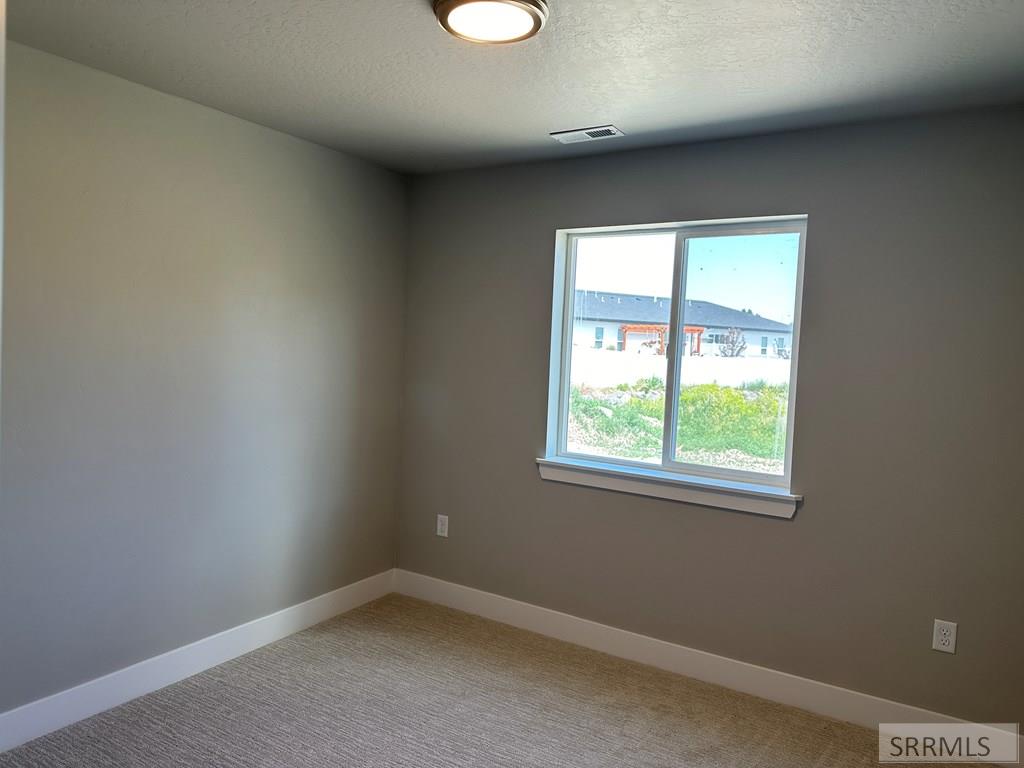 6187 Arapahoe Street Pocatello, ID 83204 - Photo 15 of 18