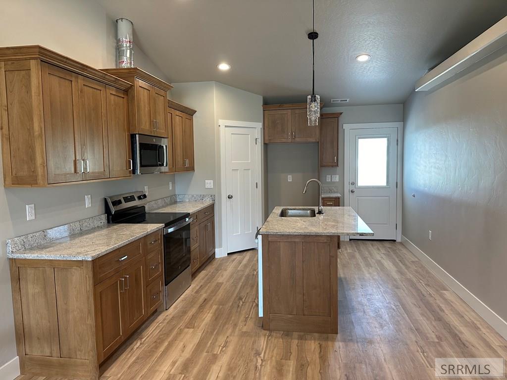 6187 Arapahoe Street Pocatello, ID 83204 - Photo 4 of 18