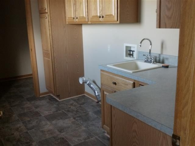 5736 Willis Road Ypsilanti, MI 48197 - Photo 12 of 18 Laundry, first floor