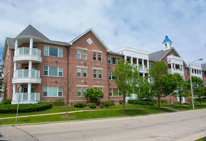 420 57th Street, Unit 101 Kenosha, WI 53140 - Photo 1 of 1 1 420 57th 101 Front