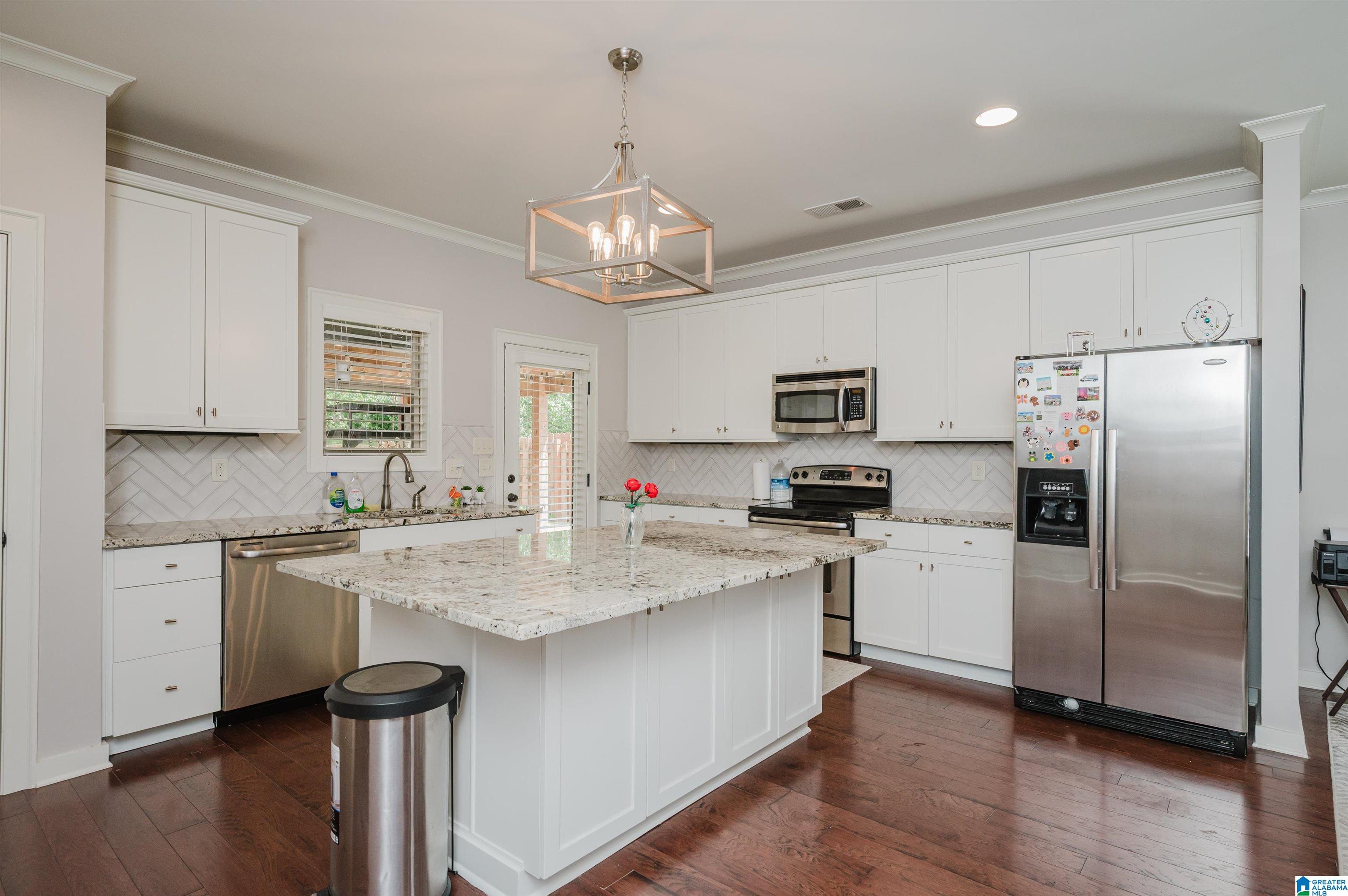 1586 Chace Way Birmingham, AL 35244 - Photo 13 of 40