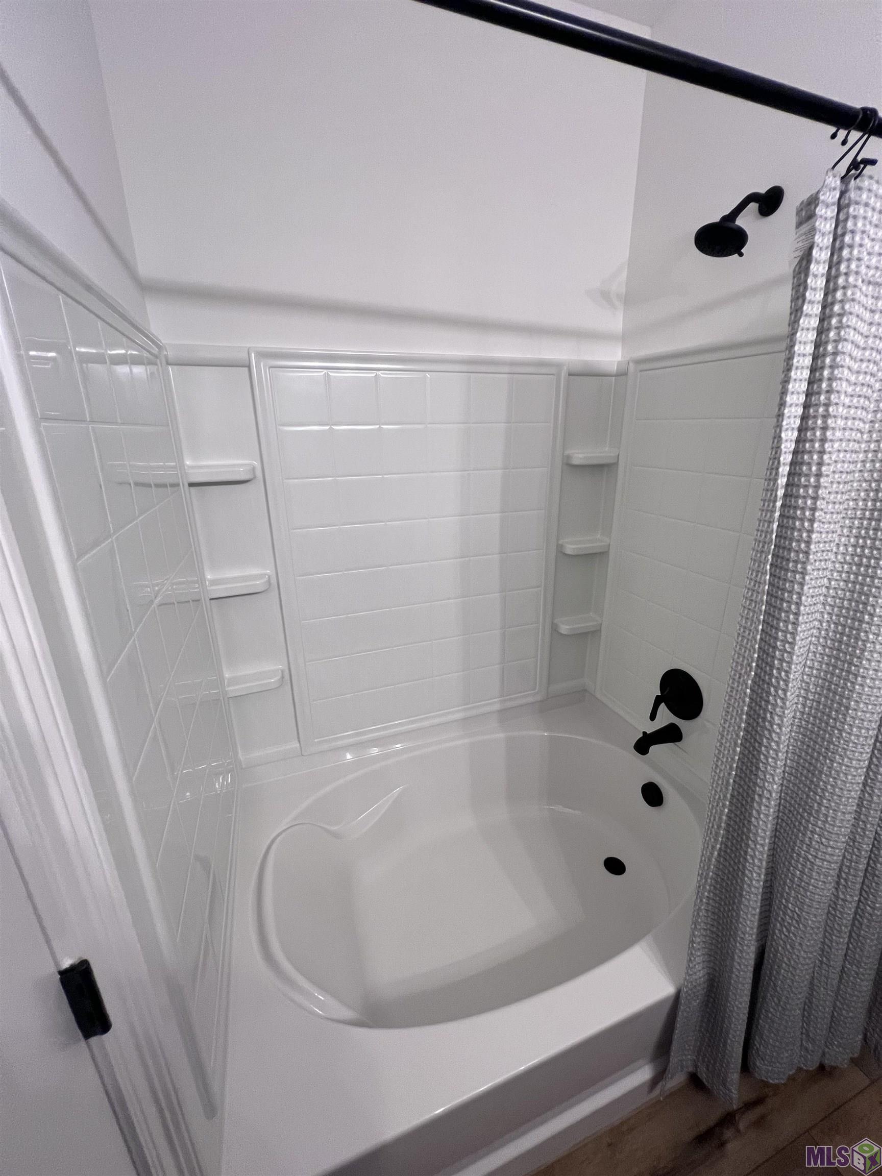 8028 Pine Valley Drive Baton Rouge, LA 70817 - Photo 11 of 23