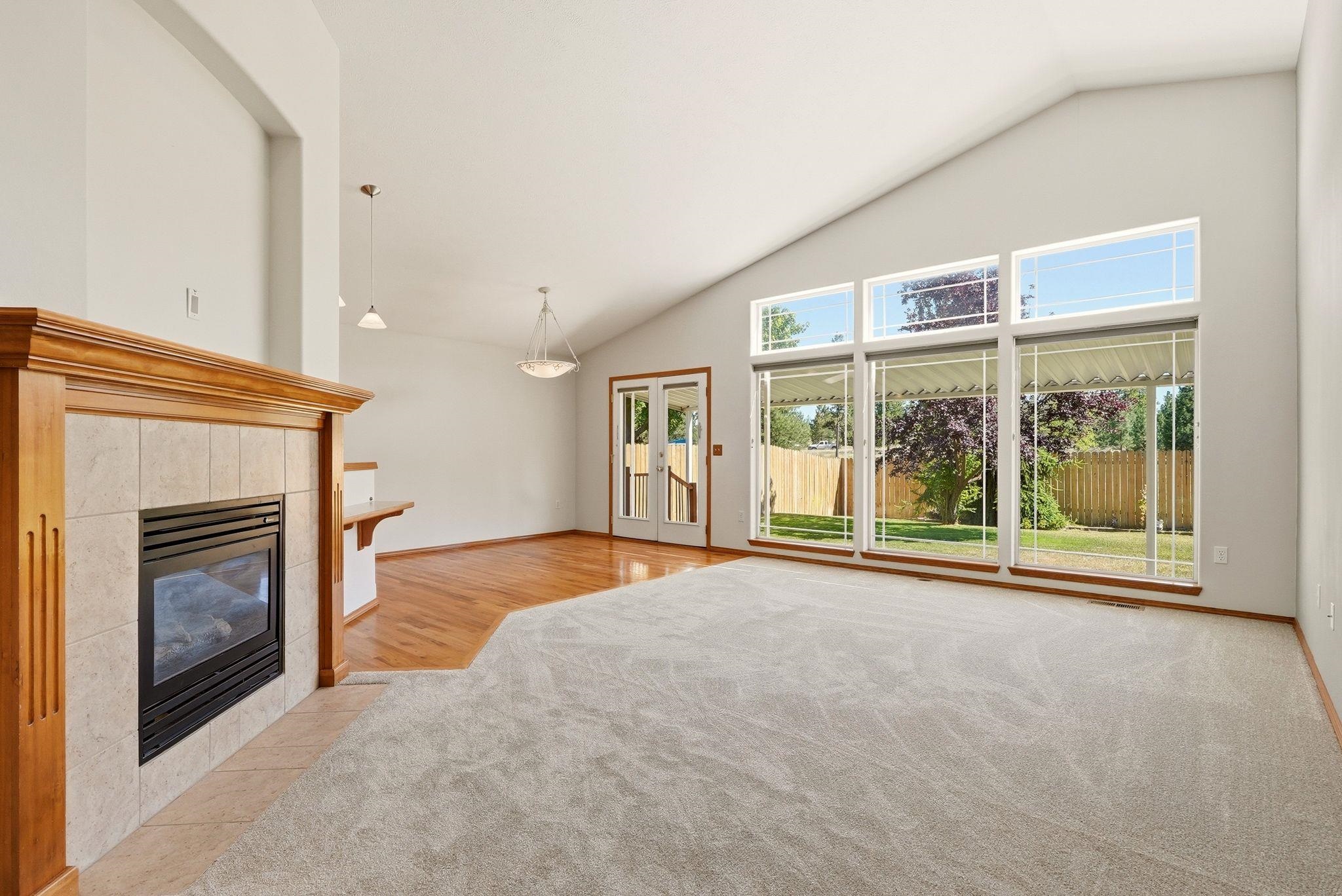 307 West Greta Lane Spokane, WA 99208 - Photo 4 of 37