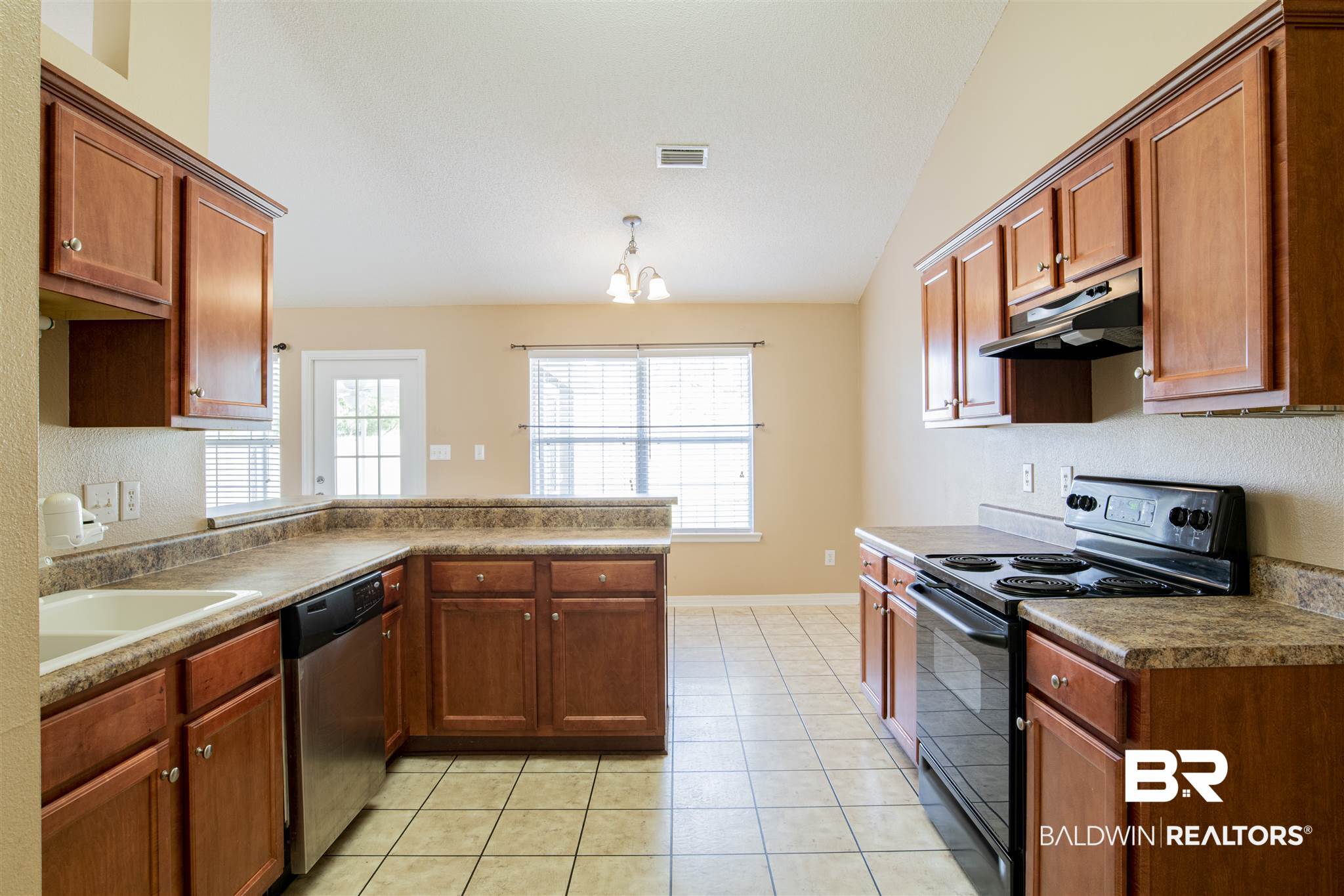 186 Pemberton Loop Fairhope, AL 36532 - Photo 4 of 30