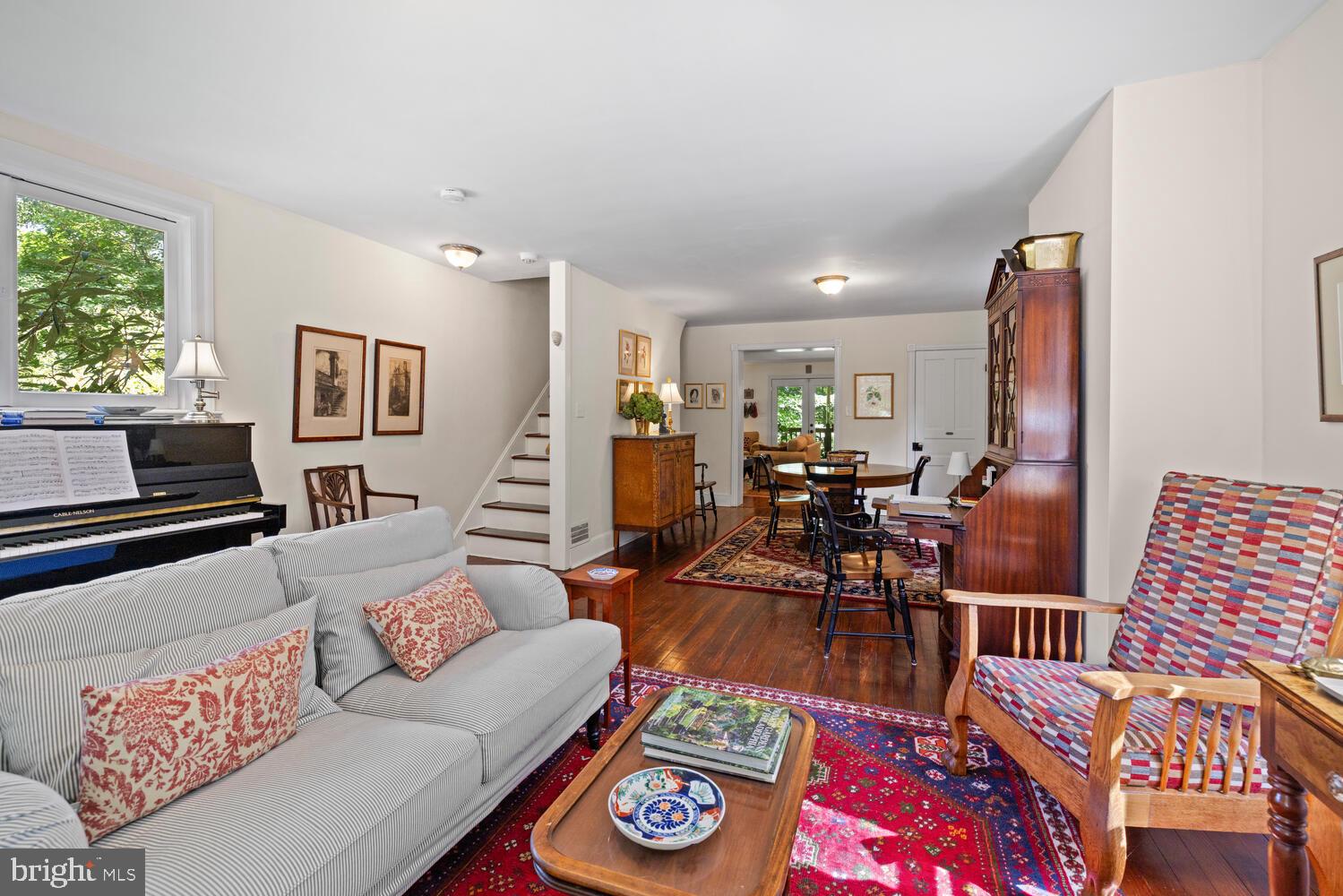 7 Walt Lane Wyncote, PA 19095 - Photo 4 of 44 a living room with furniture and a table