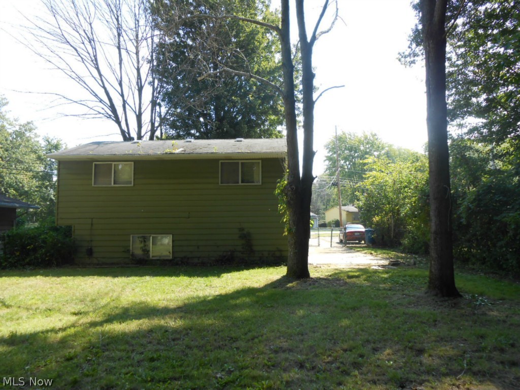 6364 Lear Nagle Road North Ridgeville, OH 44039 - Photo 18 of 19