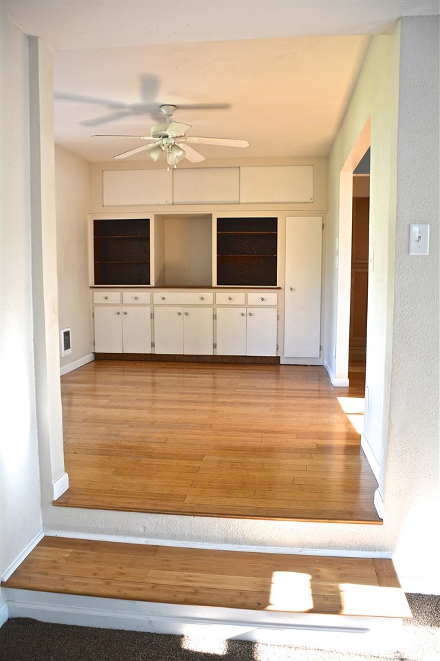 906 North Locust Road Spokane Valley, WA 99206 - Photo 4 of 20