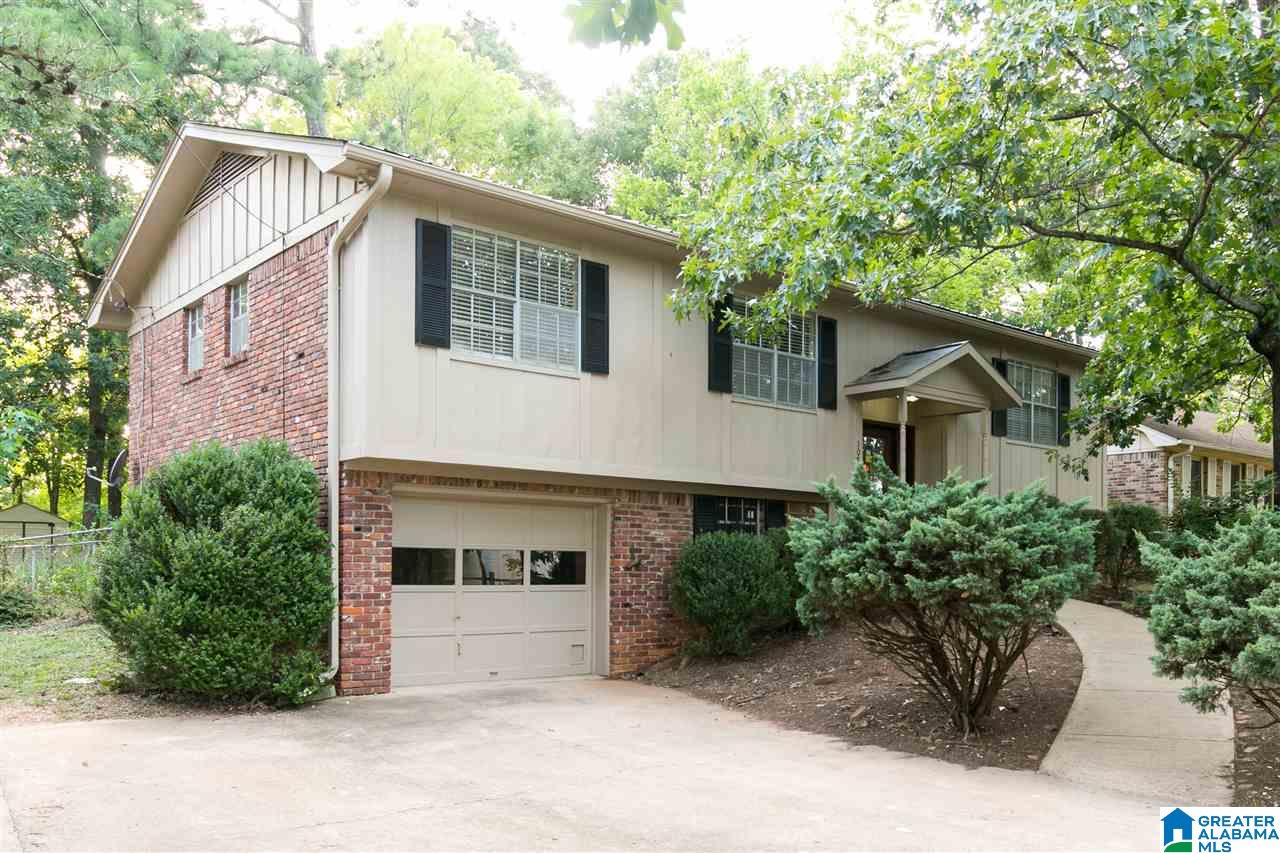 1074 Sunhill Road Northwest Birmingham, AL 35215 - Photo 1 of 39