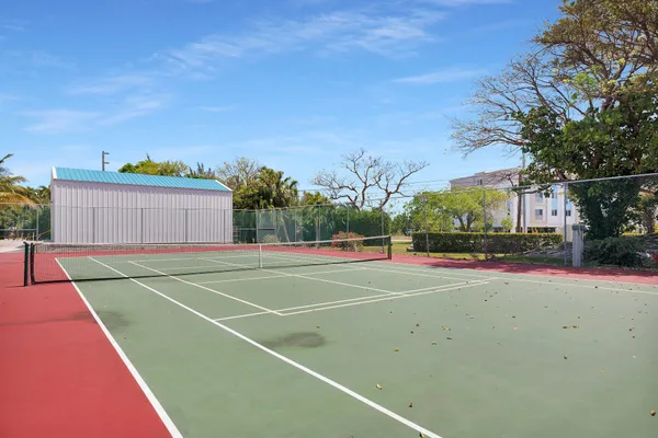 a view of a tennis court
