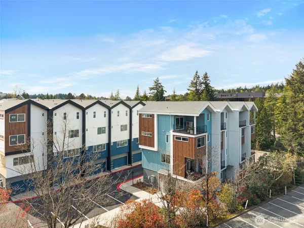 $1,399,000 | 16015 Southeast 31st Street, Bellevue, WA 98008