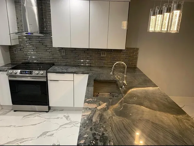 $310,000 | 1100 West 35th Street, Hialeah, FL 33012