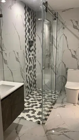 $310,000 | 1100 West 35th Street, Hialeah, FL 33012