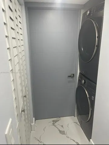 $310,000 | 1100 West 35th Street, Hialeah, FL 33012