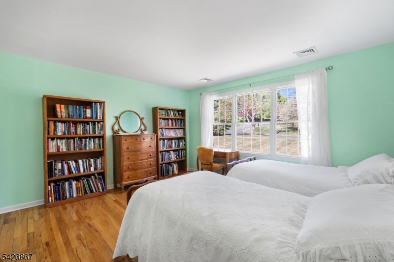 10 Babbitt Road Mendham, NJ 07945 - Photo 16 of 29