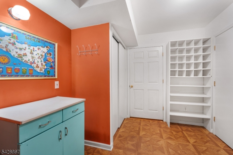 10 Babbitt Road Mendham, NJ 07945 - Photo 22 of 29