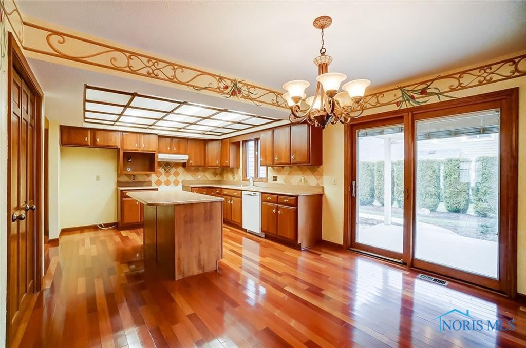 1249 Woodstream Road Perrysburg, OH 43551 - Photo 10 of 36 Gallery Image 10