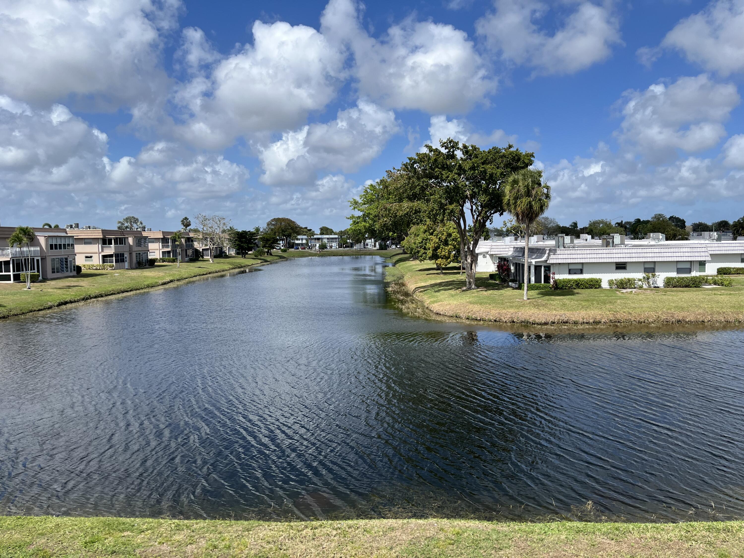 192 Monaco Way Delray Beach, FL 33446 - Photo 2 of 75 VIEW