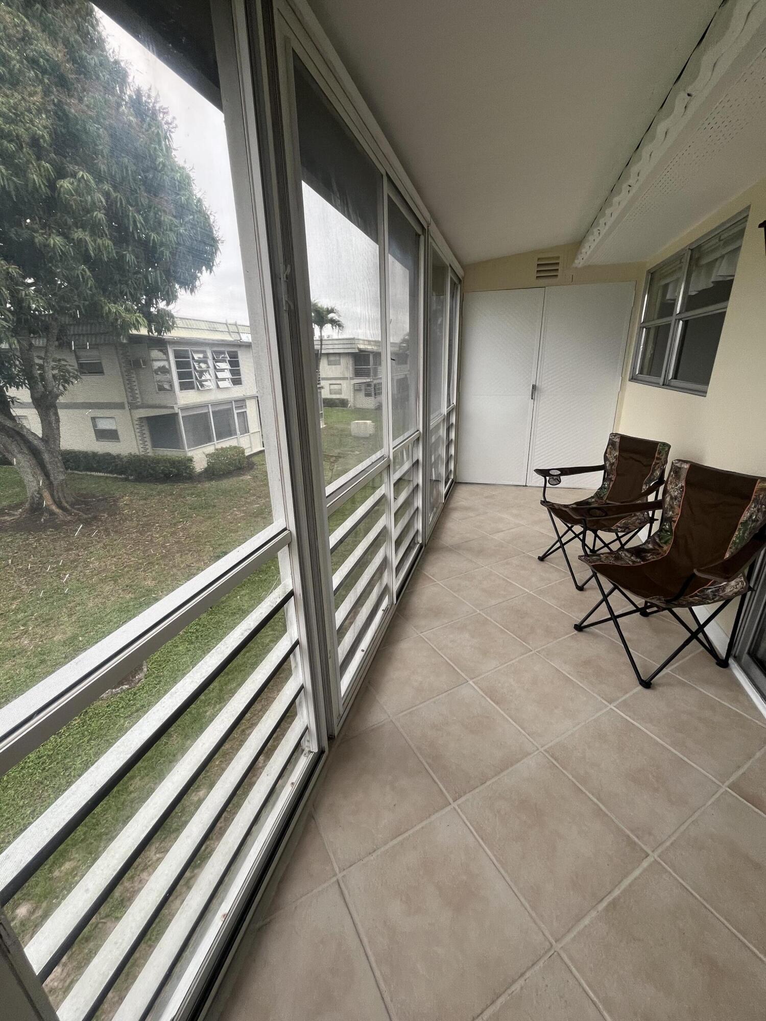 192 Monaco Way Delray Beach, FL 33446 - Photo 32 of 75 patio