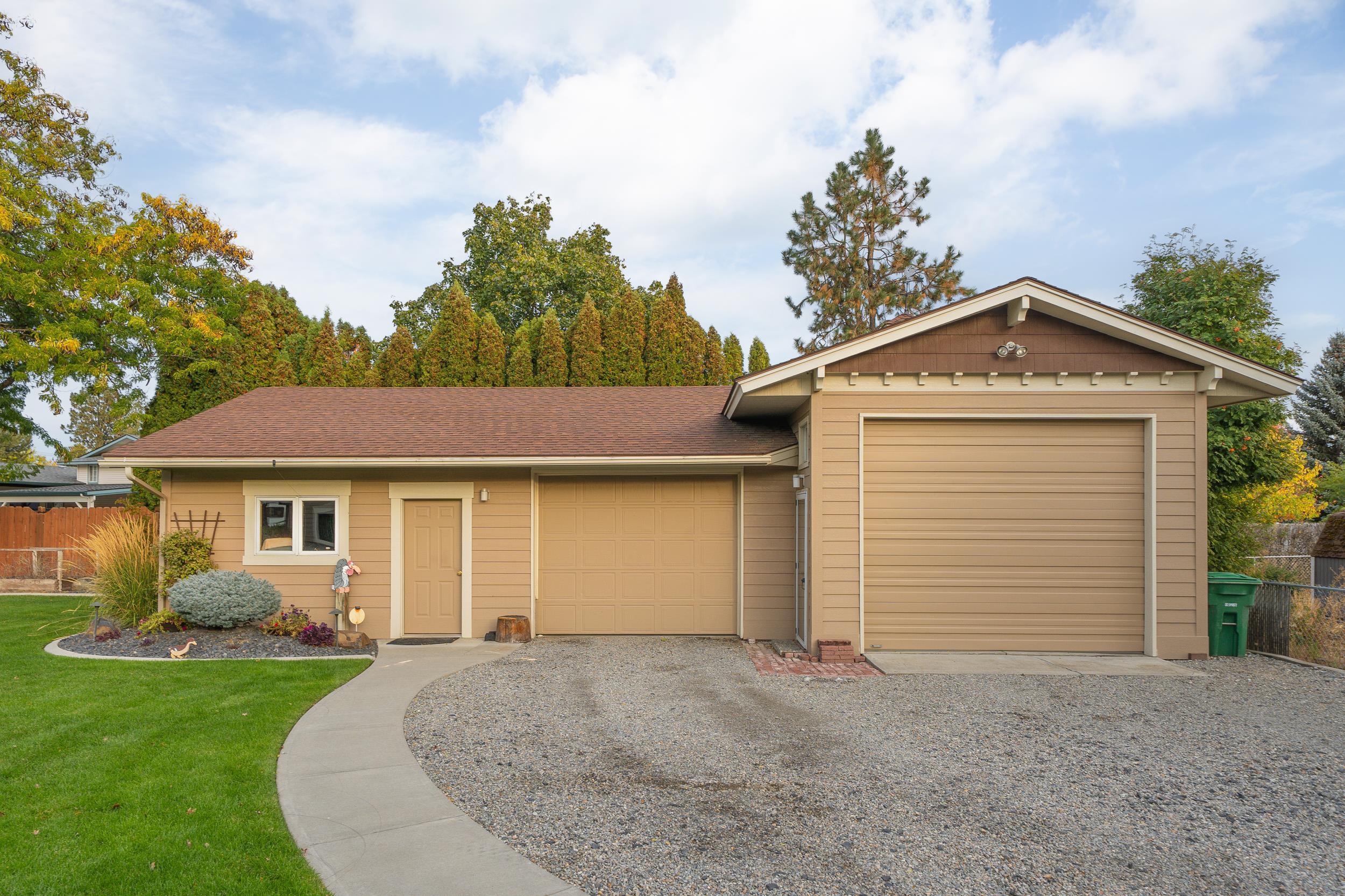 3305 South Bowdish Road Spokane Valley, WA 99206 - Photo 3 of 29 Gallery Image 3