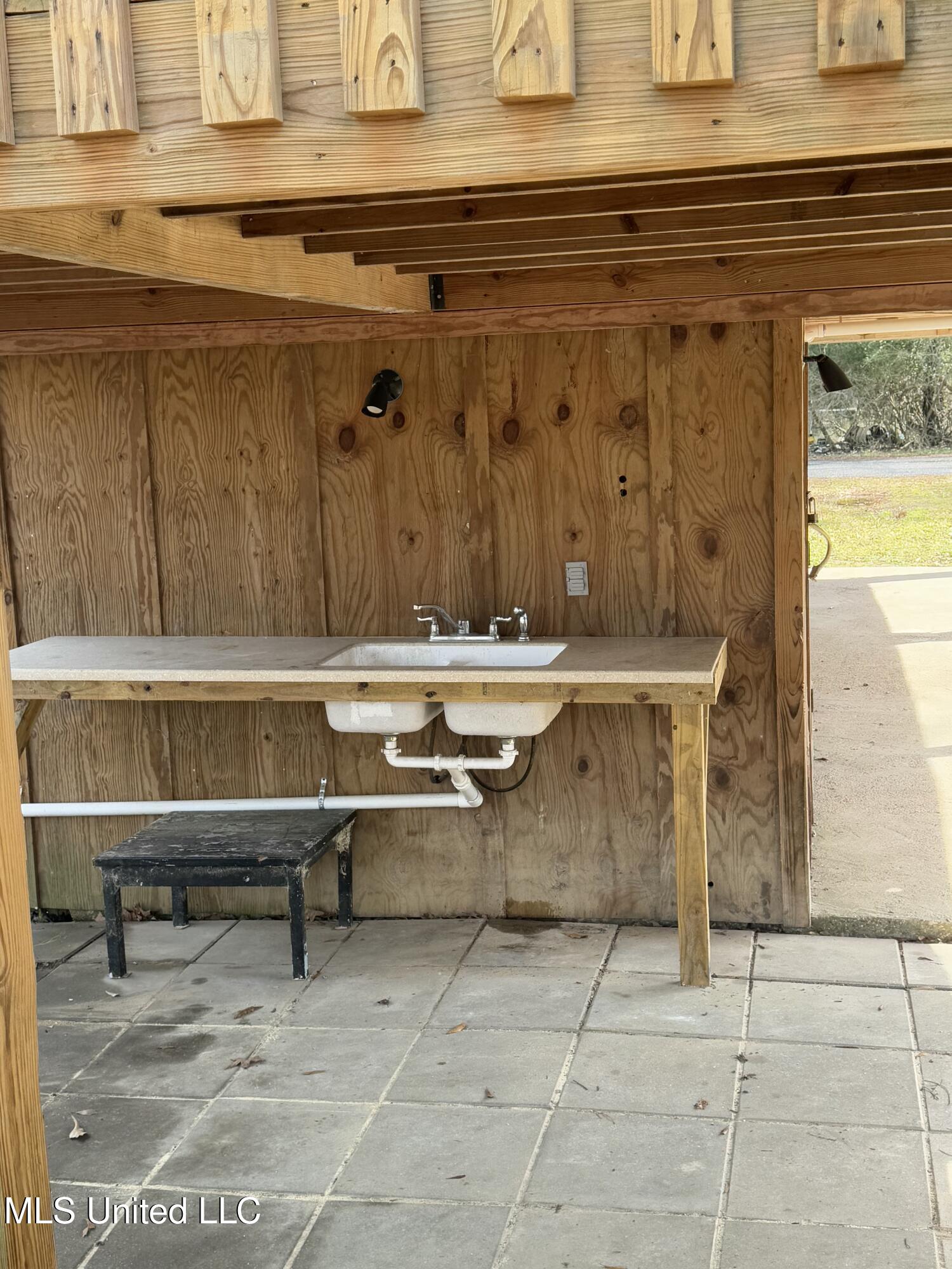 40 Oak Point Road Picayune, MS 39466 - Photo 21 of 32 tempImageUE5q4t