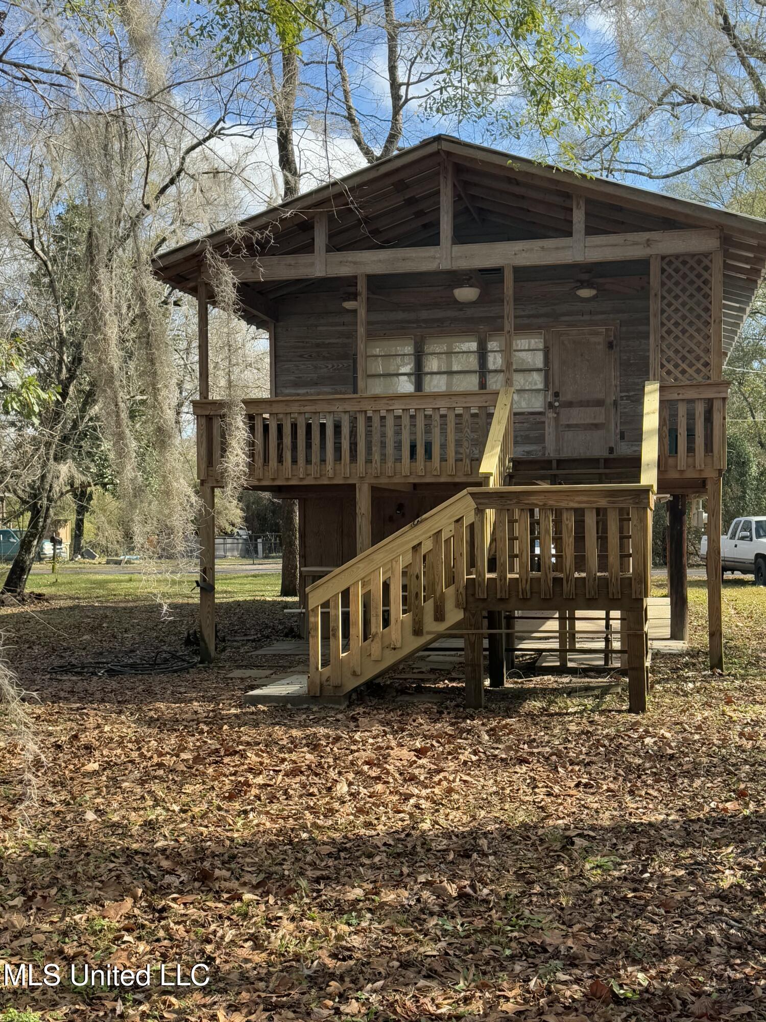 40 Oak Point Road Picayune, MS 39466 - Photo 4 of 32 tempImagePFEMoE