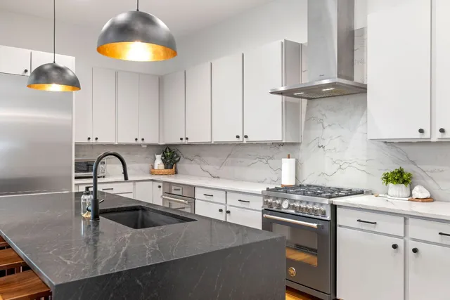 $1,850,000 | 1612 Clifford Avenue, Austin, TX 78702