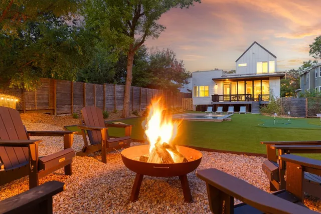 $1,850,000 | 1612 Clifford Avenue, Austin, TX 78702