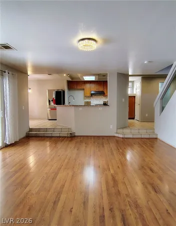 $2,500 | 10097 Flagstaff Butte Avenue, Las Vegas, NV 89148