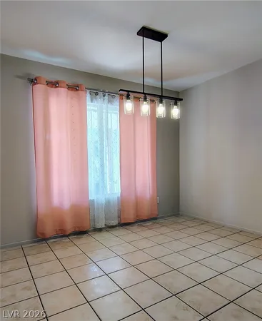 $2,500 | 10097 Flagstaff Butte Avenue, Las Vegas, NV 89148