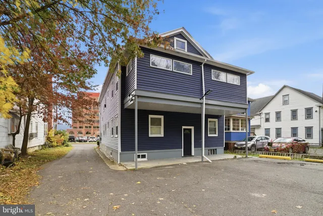 $499,000 | 29 Grant Street, Mount Holly, NJ 08060