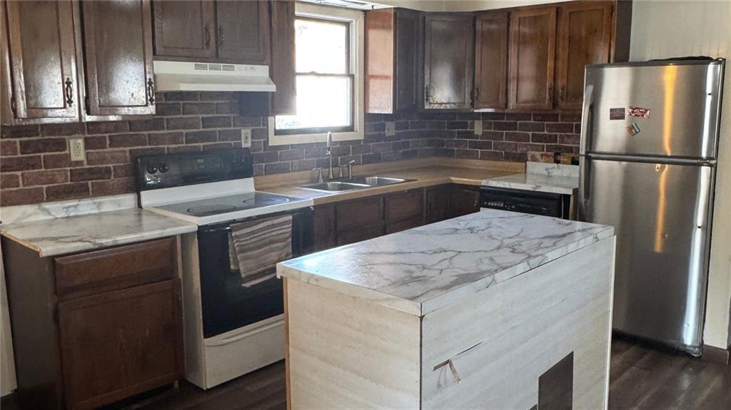 E5461 County Rd BB Menomonie, WI 54751 - Photo 15 of 20