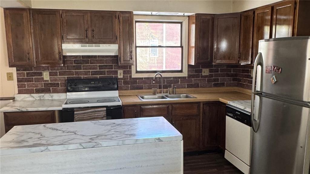 E5461 County Rd BB Menomonie, WI 54751 - Photo 16 of 20