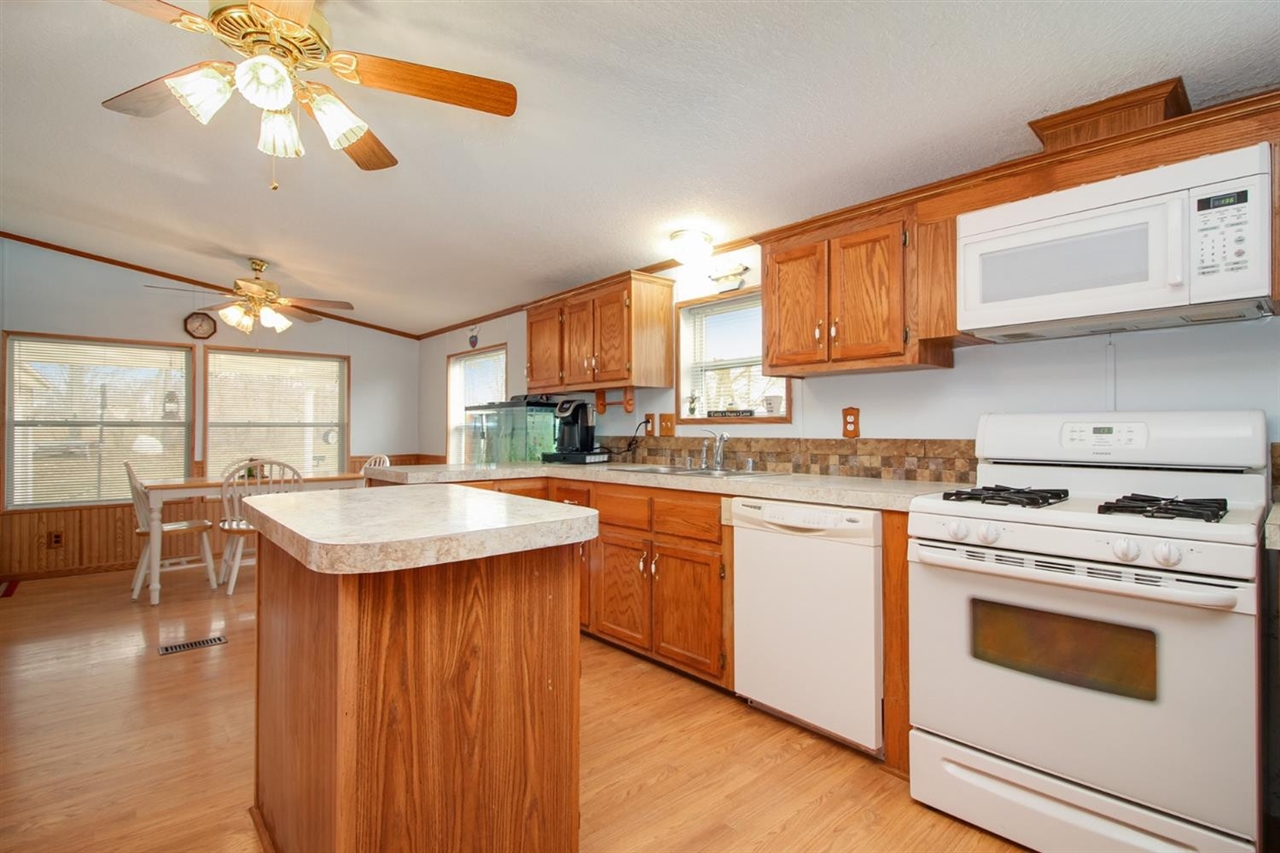 1602 Albion Road Albion, MI 49224 - Photo 7 of 44 Gallery Image 7