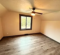 $249,900 | 1220 N Street Northeast, Brainerd, MN 56401