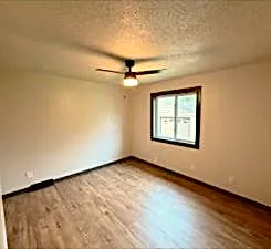 $249,900 | 1220 N Street Northeast, Brainerd, MN 56401