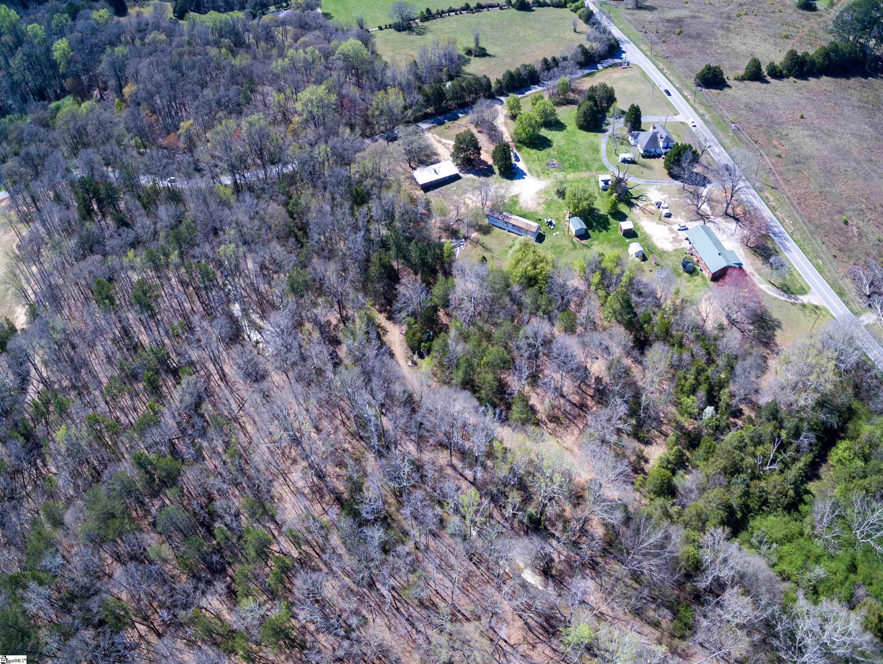 430 Wilson Bridge Road Simpsonville, SC 29680 - Photo 2 of 11