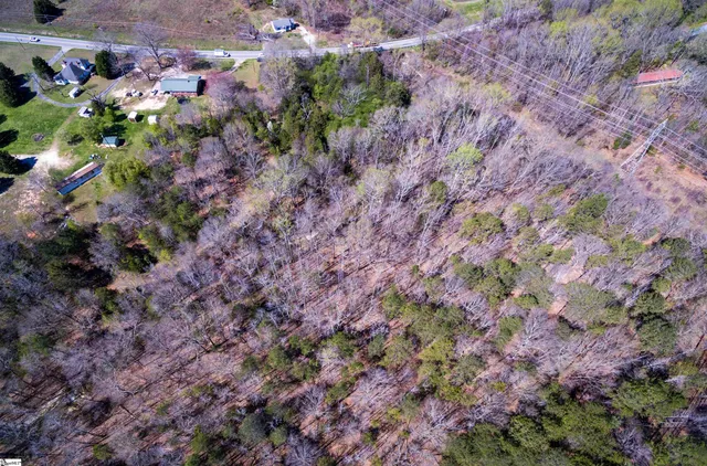 $299,999 | 430 Wilson Bridge Road, Simpsonville, SC 29680