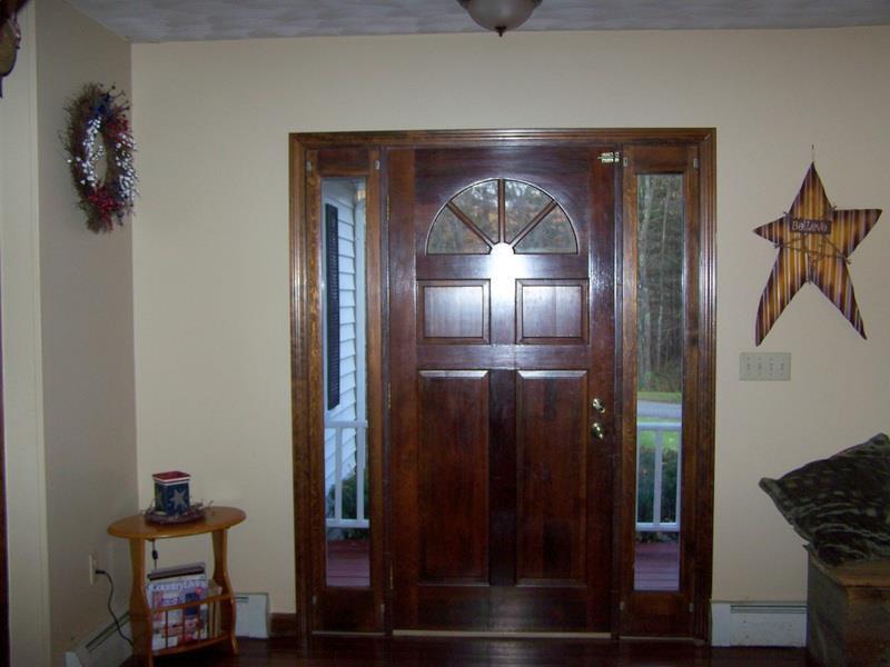 80 West Lebanon Road Lebanon, ME 04027 - Photo 5 of 19 Large main entry area.