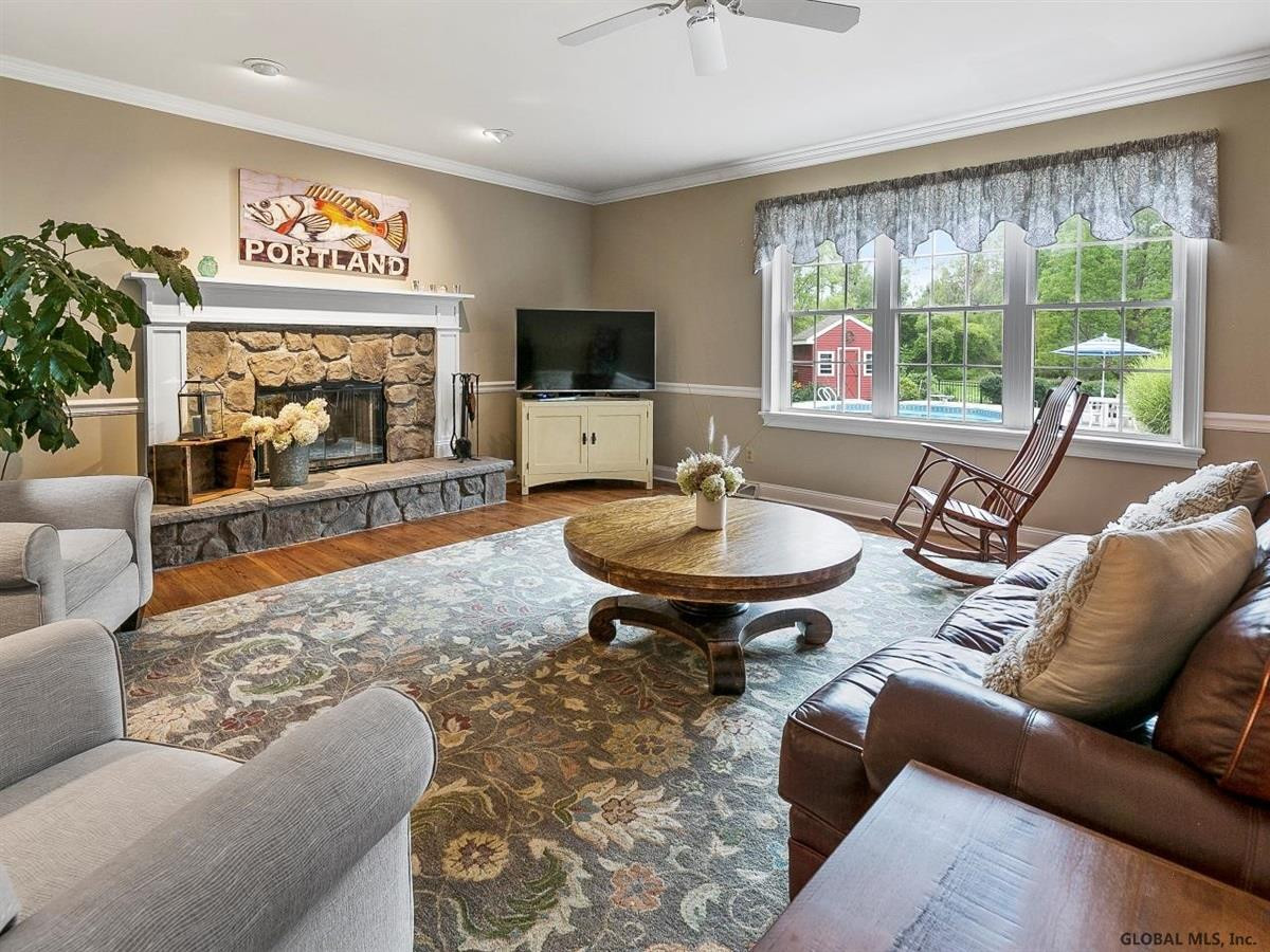 223 Middleline Road Ballston, NY 12020 - Photo 11 of 59 Photo 11