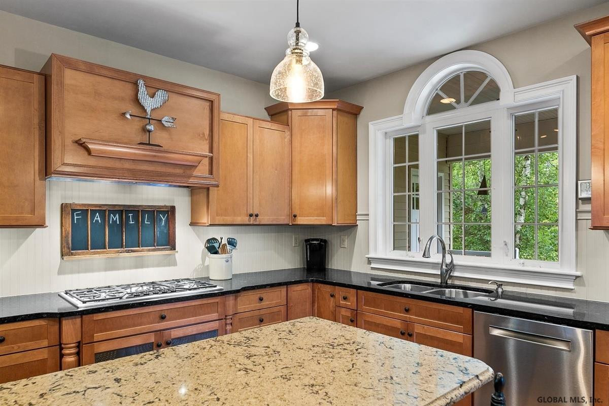 223 Middleline Road Ballston, NY 12020 - Photo 15 of 59 Photo 15